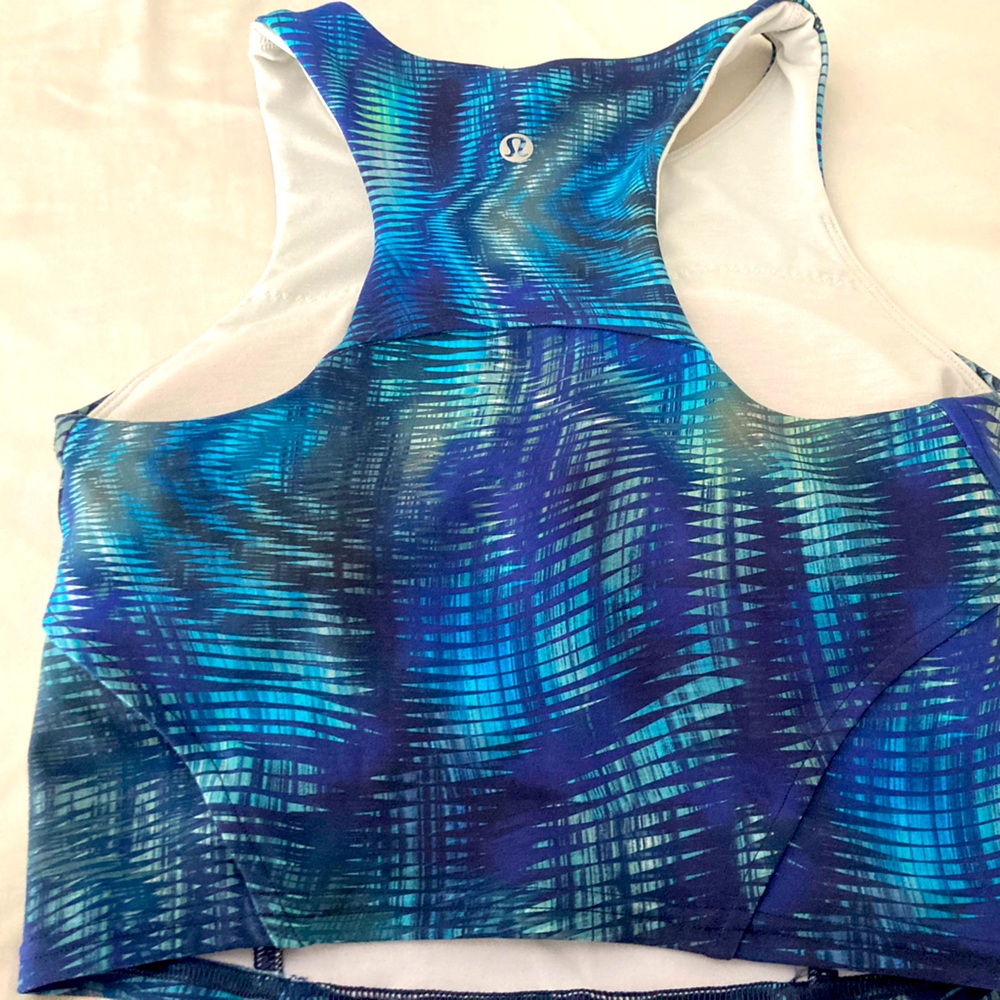 Lululemon crop tank